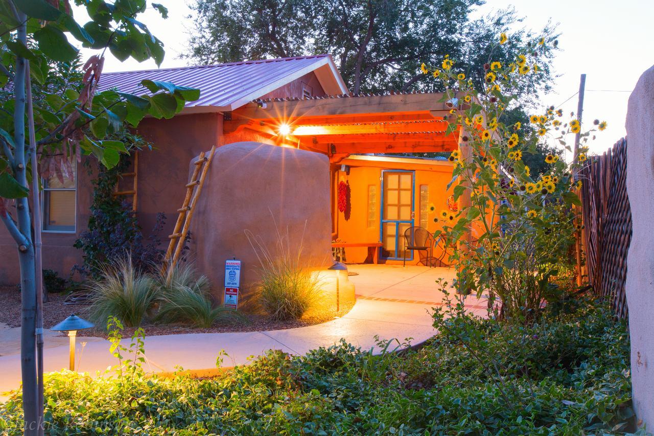 فيلا Casa La Huerta ألباكركي المظهر الخارجي الصورة